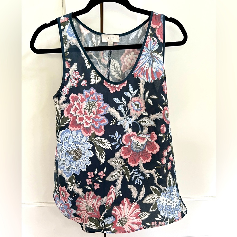 LOFT Tank Top Blue Flower Printed Sleeveless Shirt Women’s Dress Blouse XS